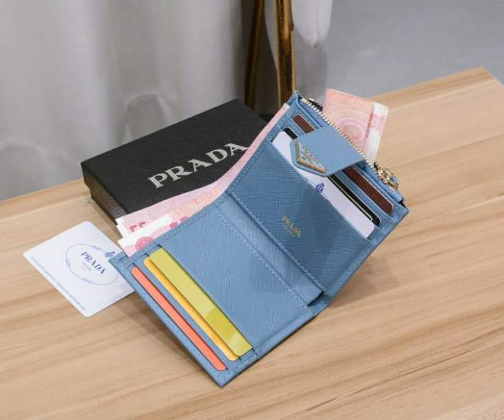 Picture of Prada Wallets _SKUfw167307743fw